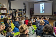 Adventsfenster in der Bücherei